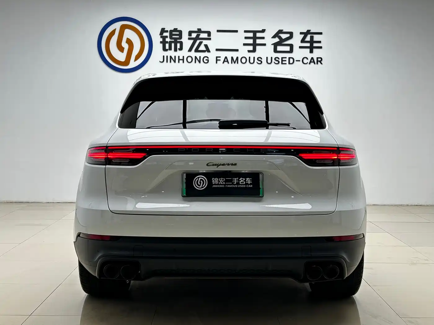 Porsche Cayenne New Energy 2023 Cayenne E-Hybrid 2.0T Platinum Edition фото 27