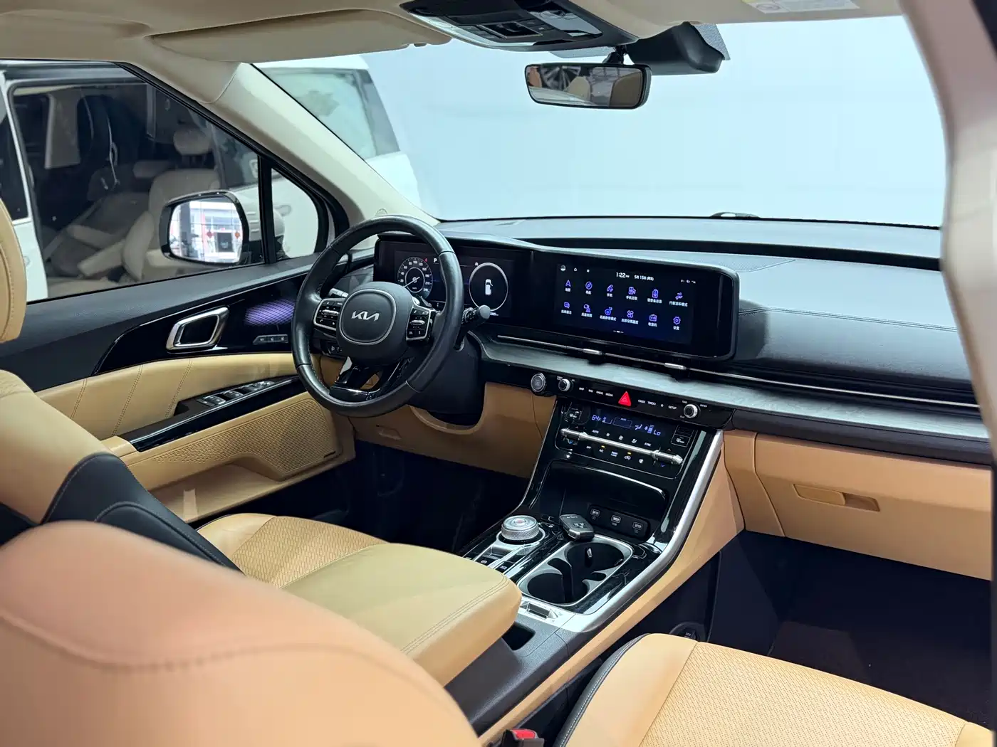 Kia Carnival 2021 2.0T Flagship Edition фото 25