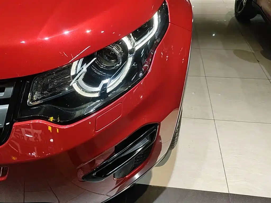 Land Rover Discovery Sport 2017 2.0T SE фото 24