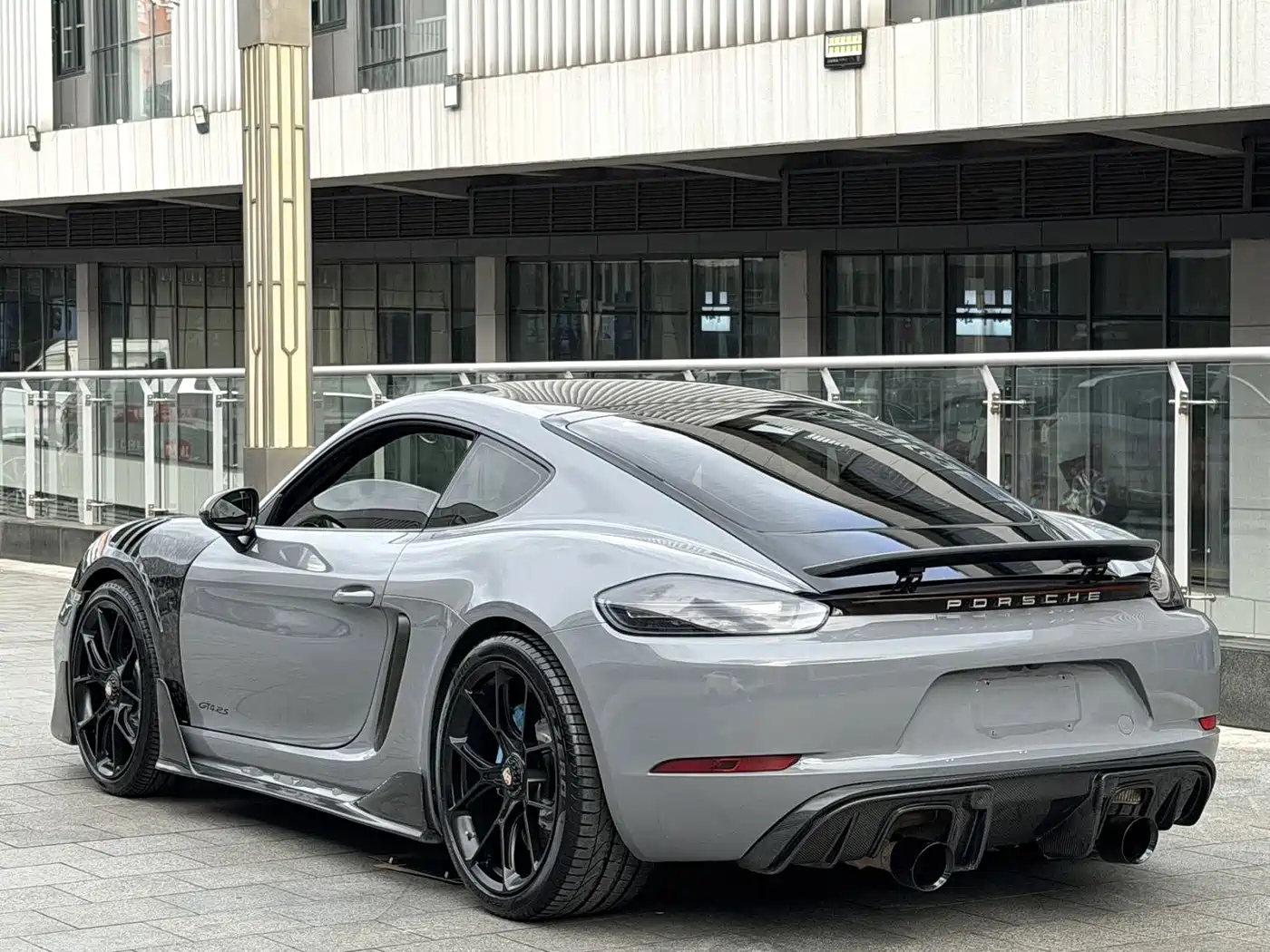 Porsche 718 2017 2018 Cayman 2.0T