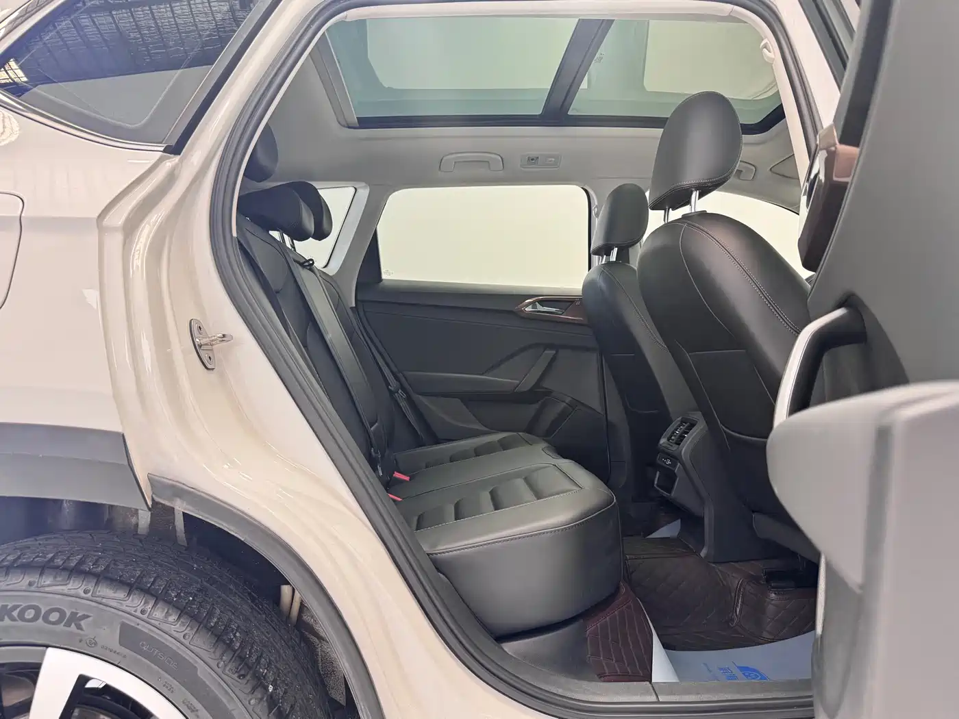 Volkswagen Tharu 2021 280TSI 2WD Luxury Plus фото 13