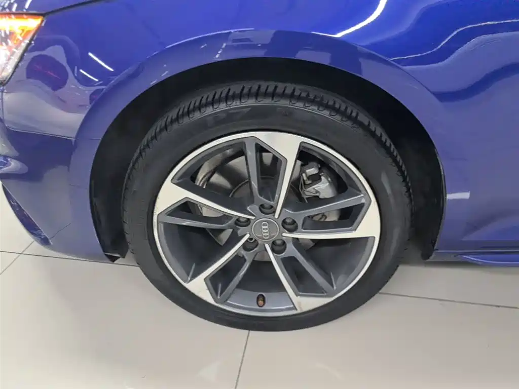 Audi A4L 2019 40 TFSI Progressive (China VI) фото 23