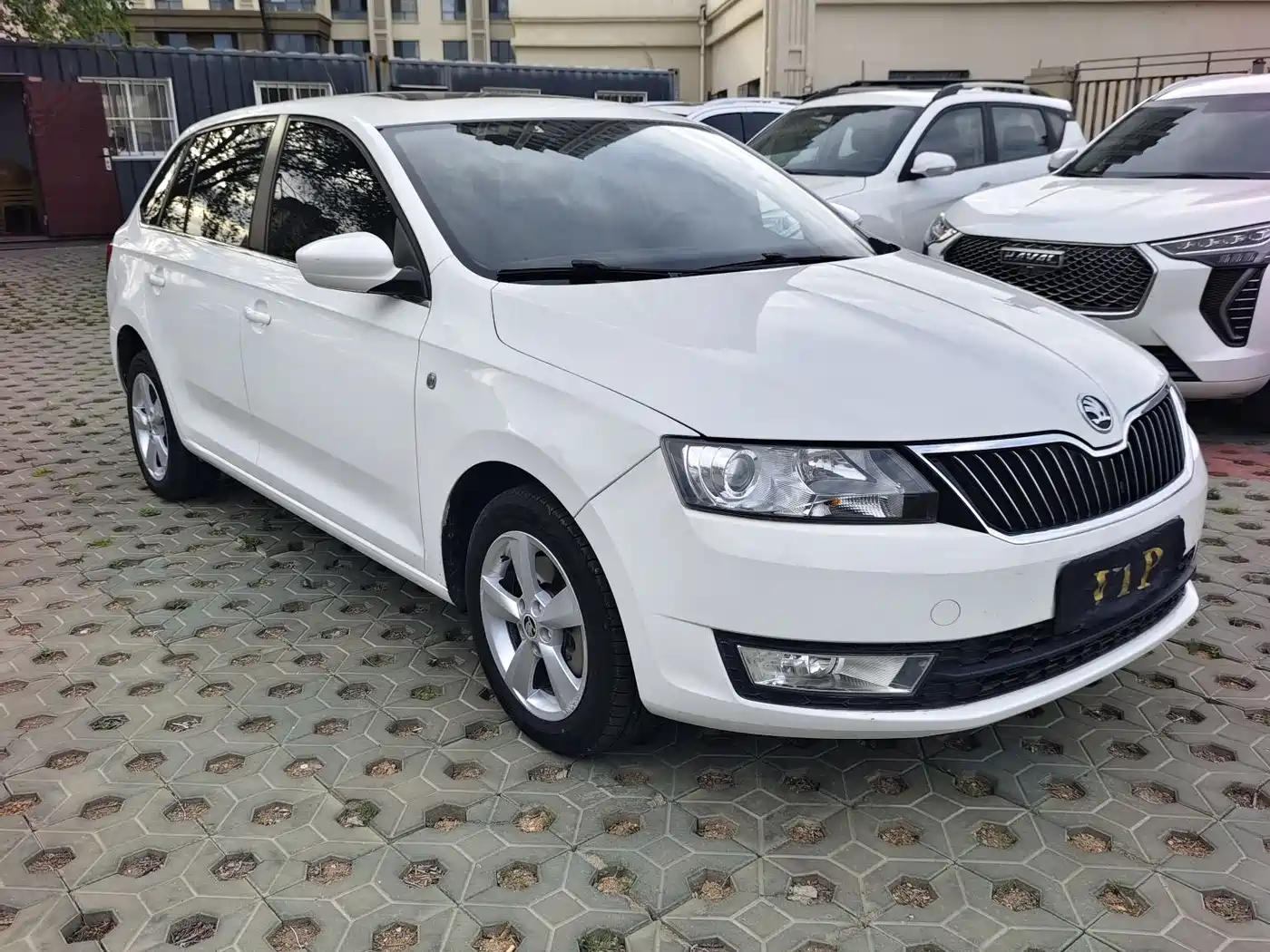 Škoda Skoda Rapid Spaceback 2014 1.4TSI DSG Comfort Edition фото 3