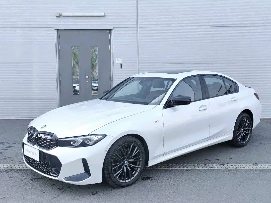 BMW 3 Series 2024 325i M Sport Shadowline Package
