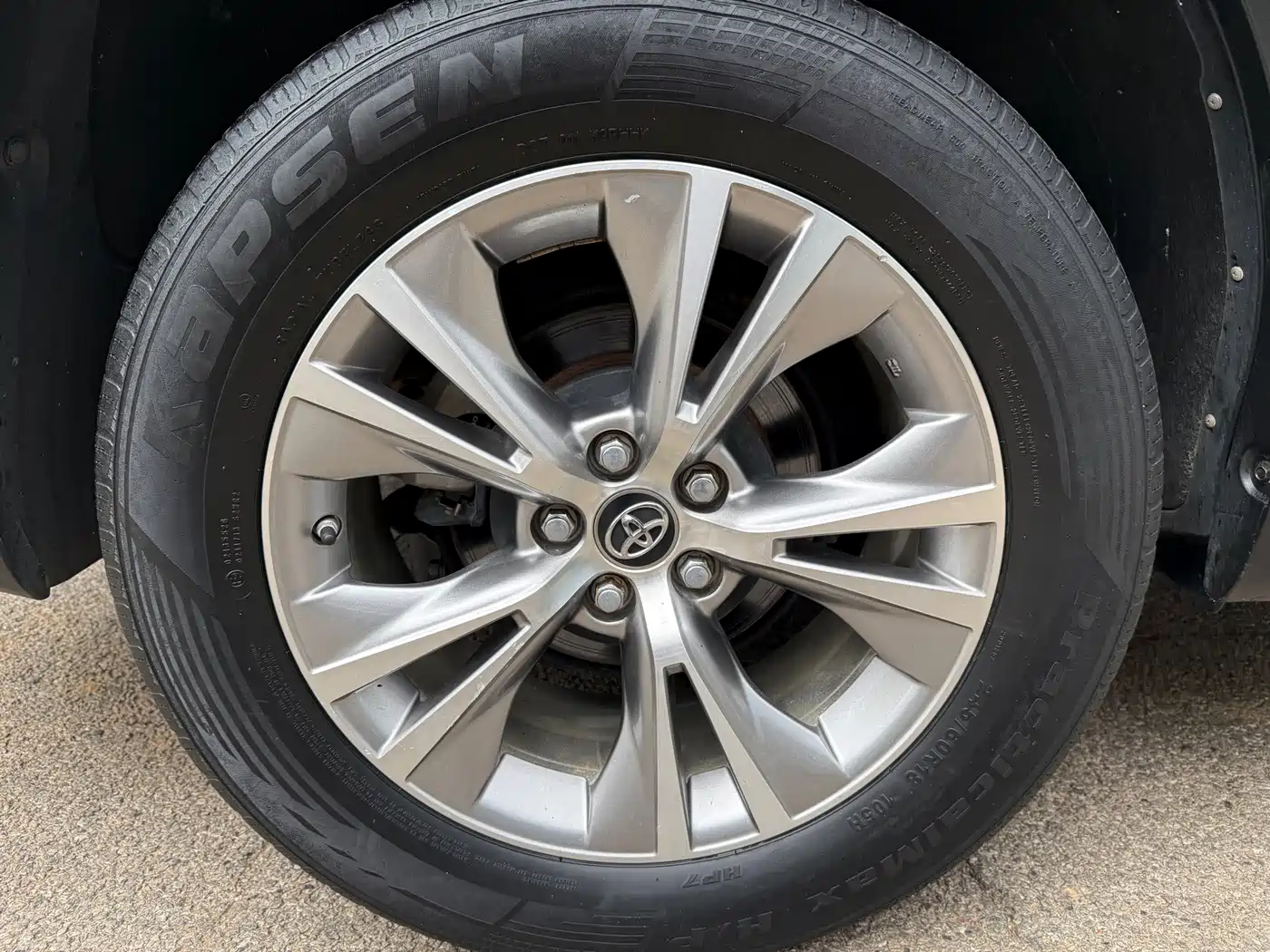 Фото 19 - Toyota Highlander