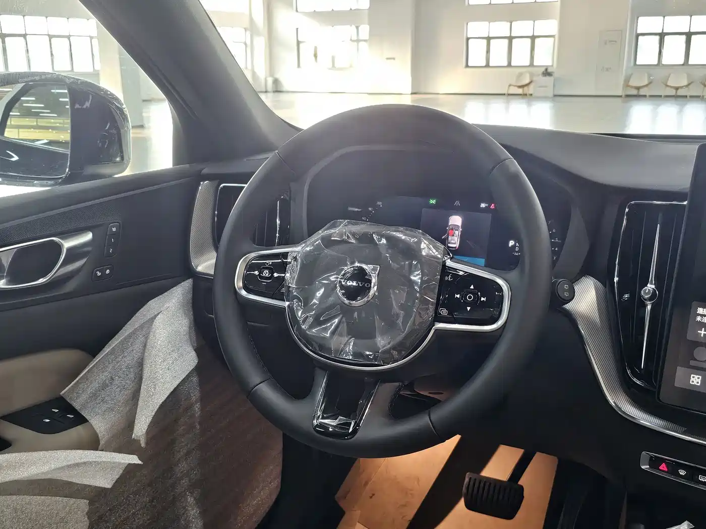 Volvo XC60 2026 2026 Model B5 AWD Smart Elite Luxury