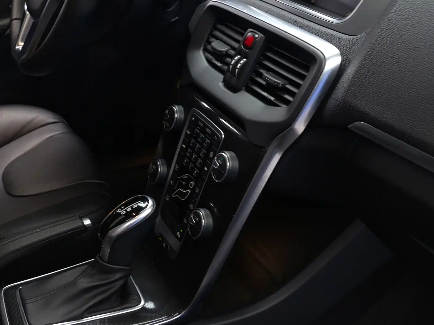 Volvo V40 2019 2018 T3 Inscription Edition