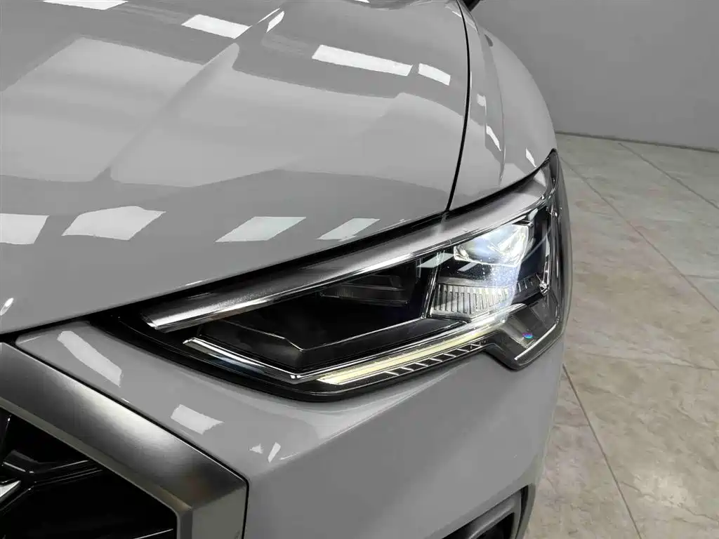 Audi Q3 2022 35 TFSI Fashion Dynamic фото 18