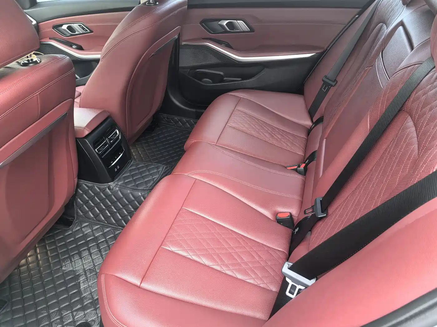 BMW i3 2025 eDrive 35 L фото 6