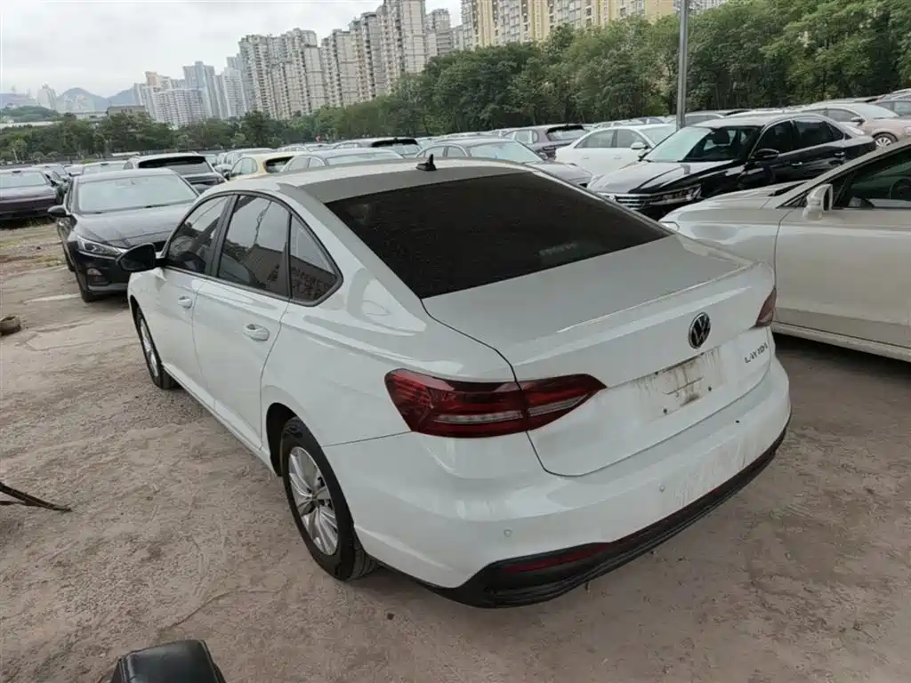 Volkswagen Lavida 2024 Model 1.5L Automatic Delight Edition фото 5