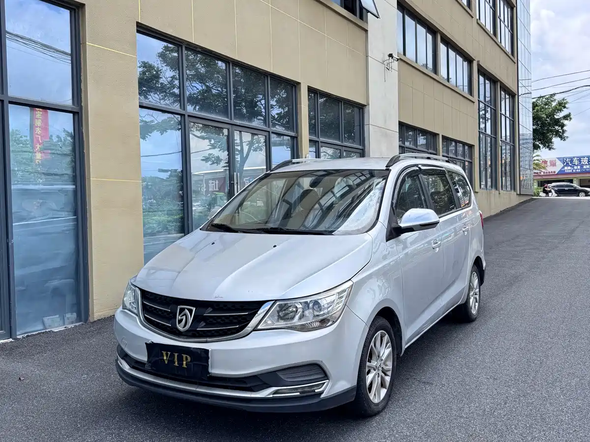 Фото 1 - Baojun 730