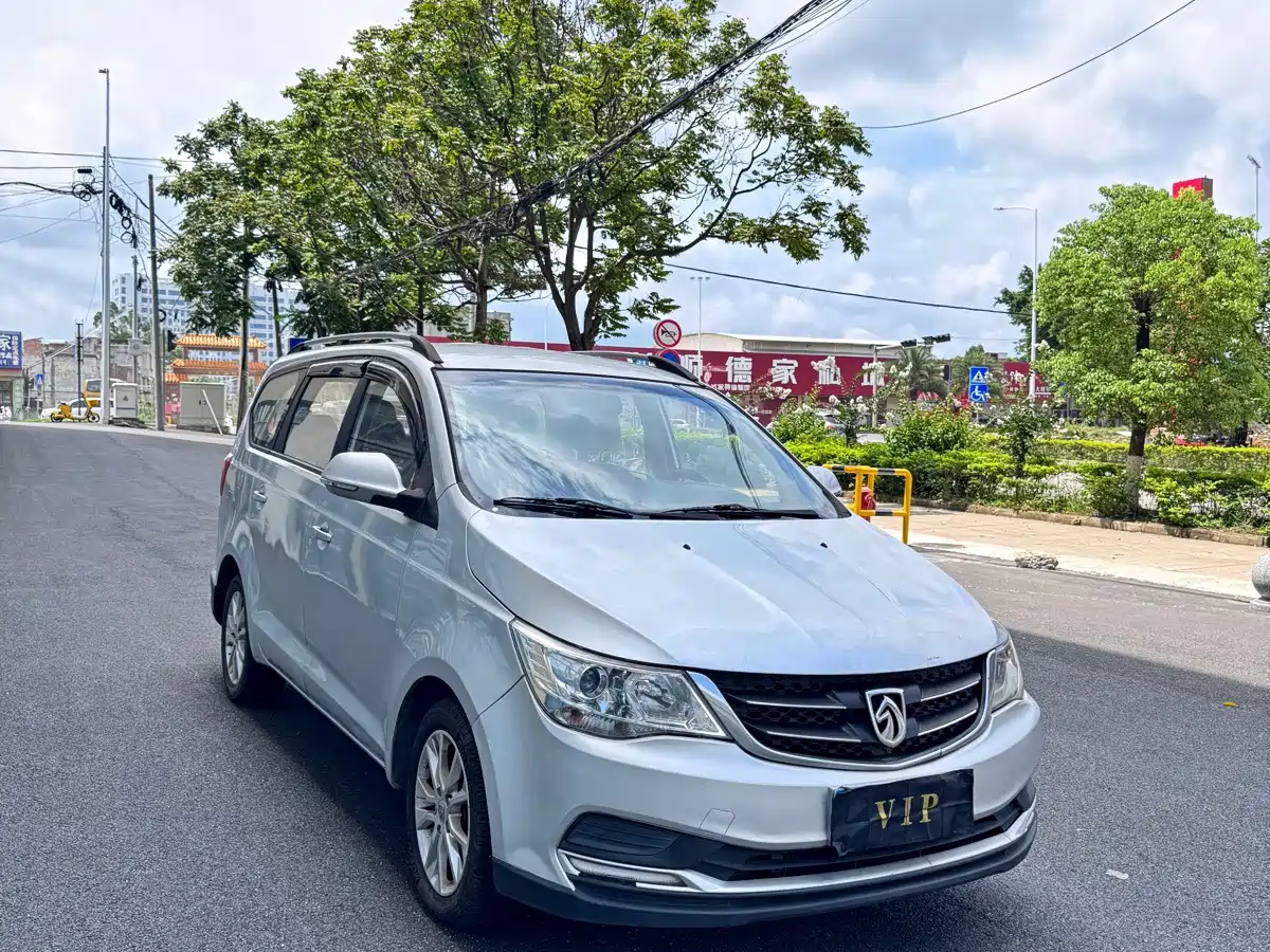 Фото 3 - Baojun 730