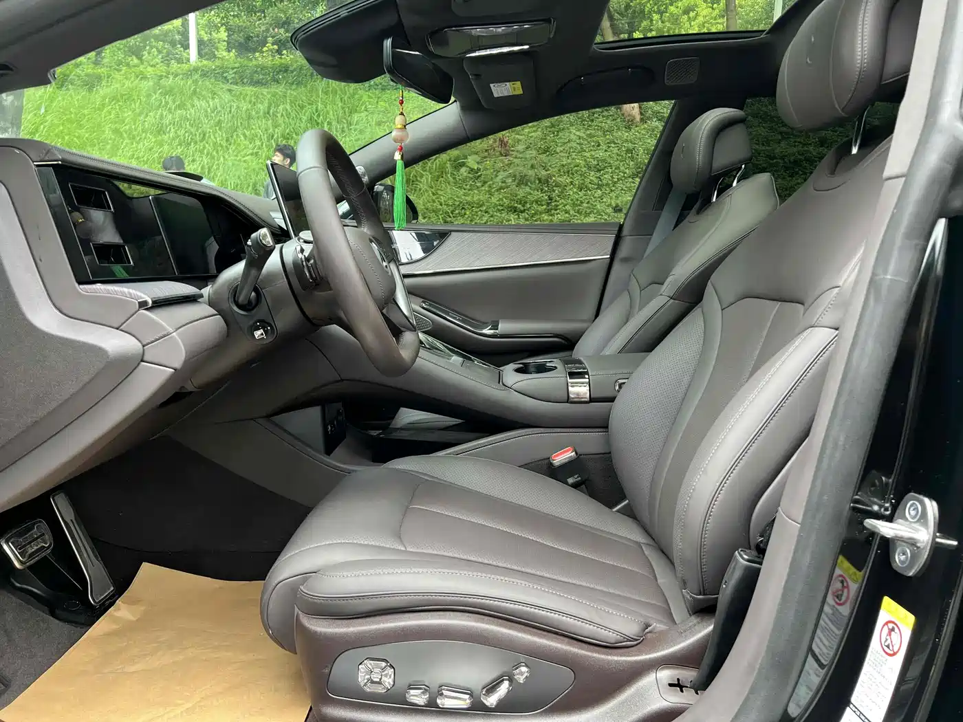 Denza Z9 2024 Model 1100km AWD Pro Edition фото 18
