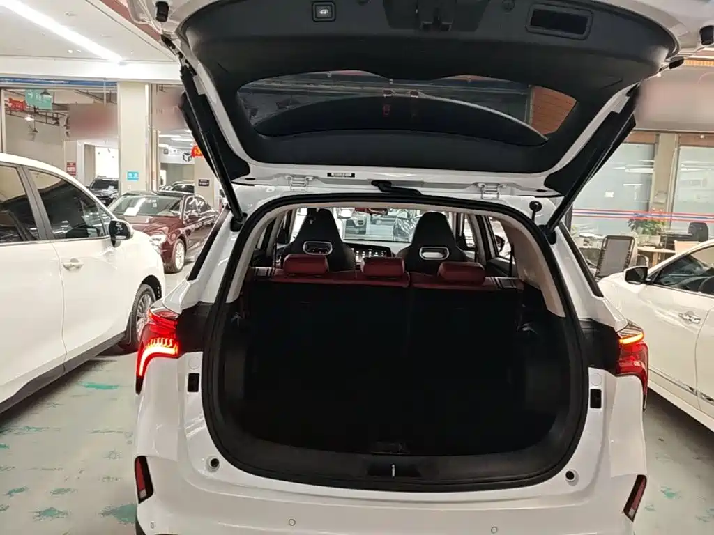 Фото 19 - Changan CS75 PLUS