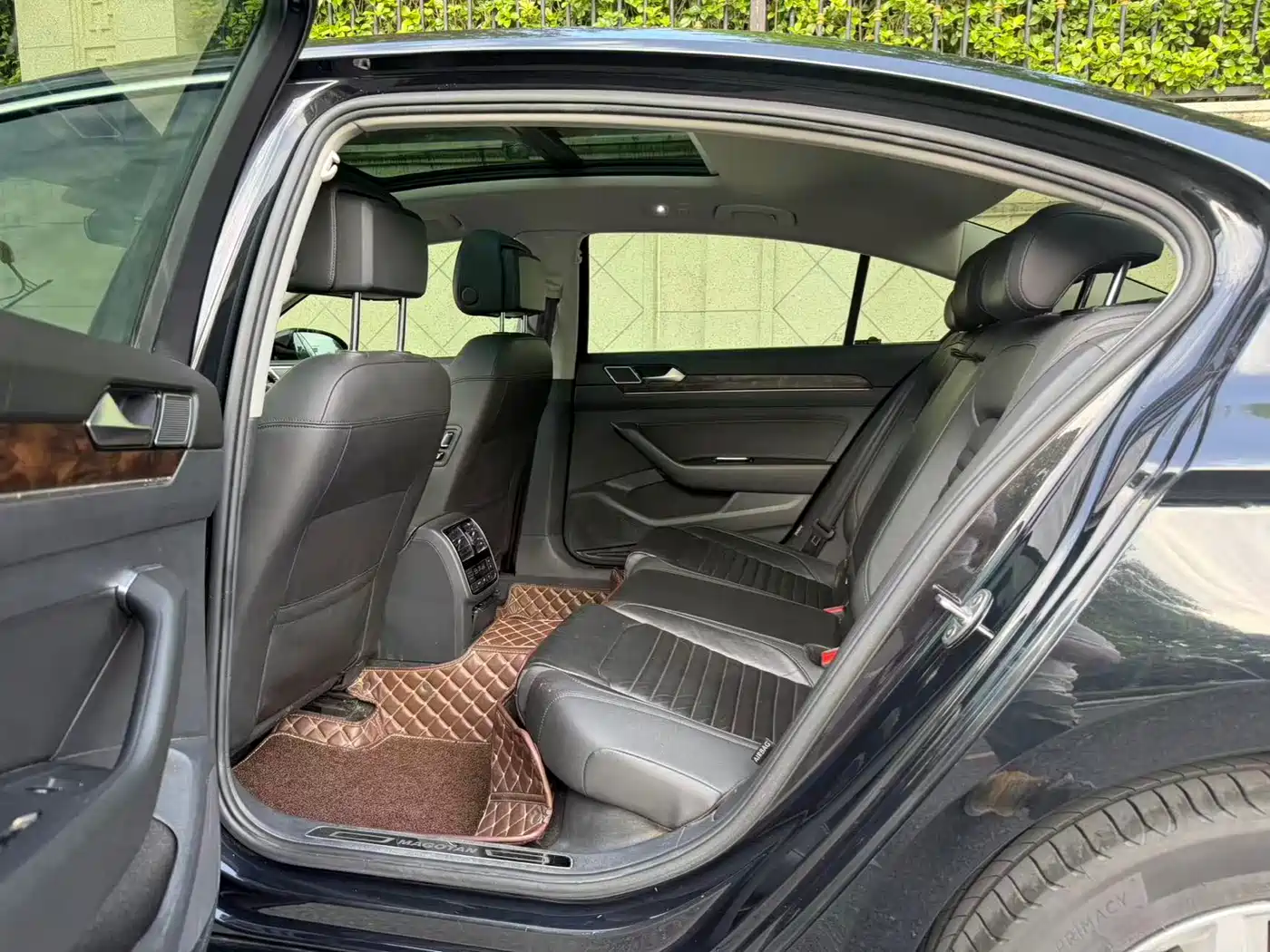 Volkswagen Magotan 2019 330TSI DSG Luxury Class China VI фото 7