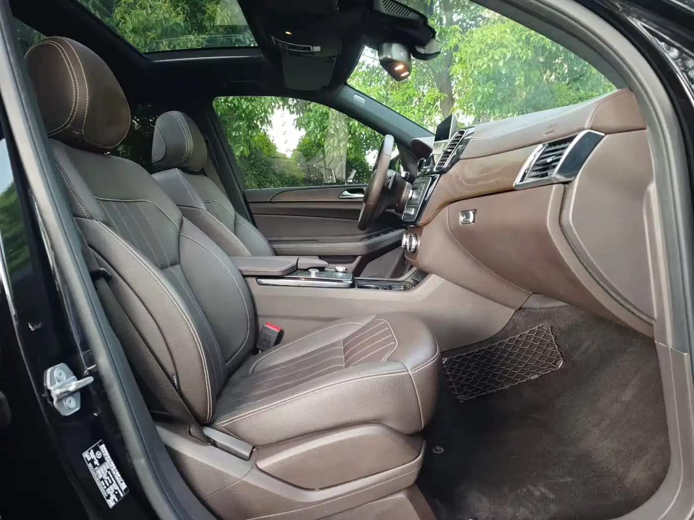 Mercedes-Benz GLE 2018 GLE 400 4MATIC Ultimate Edition фото 8