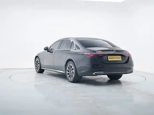 Mercedes-Benz E-Class 2025 E 300 L Luxury фото 5
