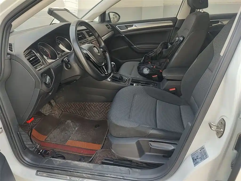 Volkswagen Golf 2019 280TSI DSG Comfort (China V) фото 15