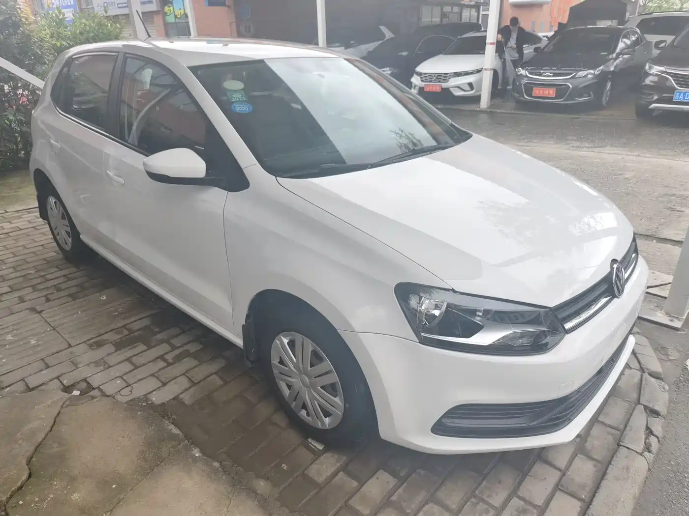Volkswagen Polo 2016 1.4L Automatic Trend фото 3