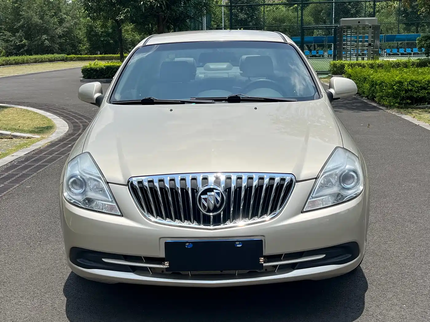 Buick Excelle 2015 1.5L Automatic Classic фото 2