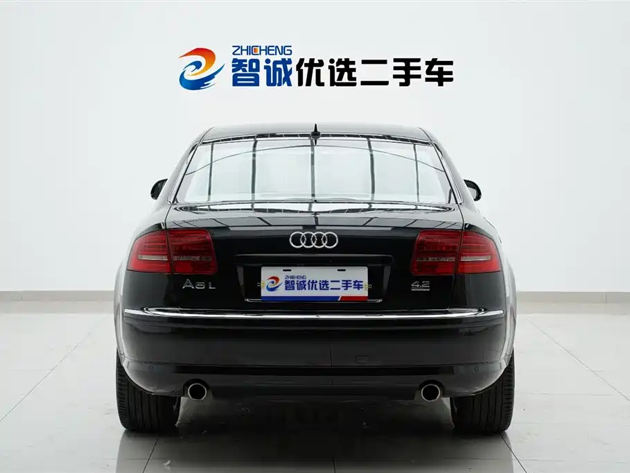 Audi A8 2009 Audi A8L 4.2 FSI quattro Premium фото 4
