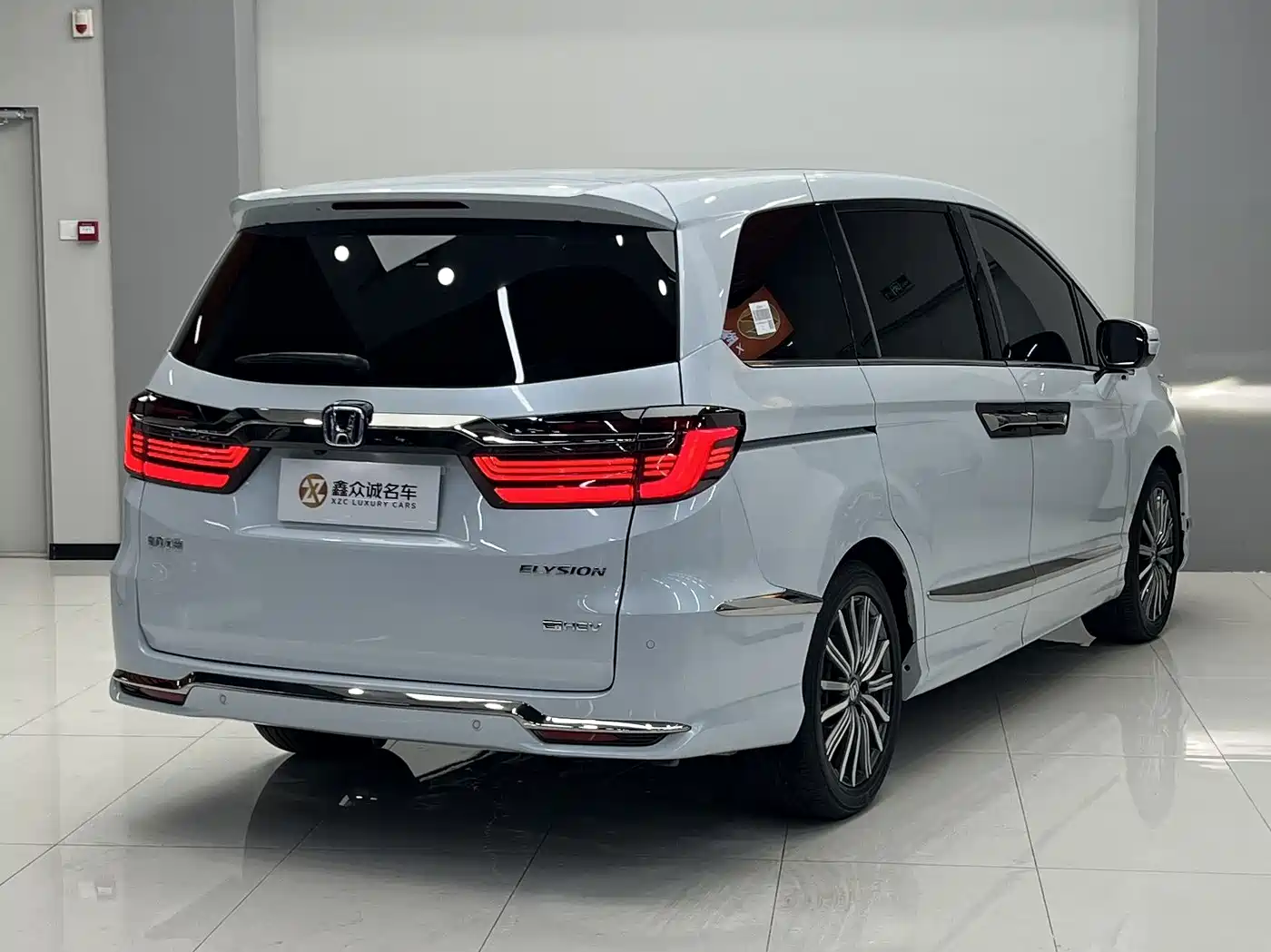 Honda Elysion 2025 2024 2.0L e:HEV Luxury Edition