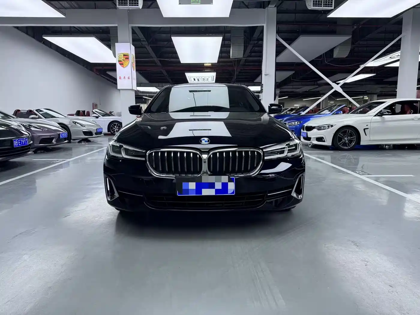 BMW 5 Series 2022 530Li Exclusive Luxury Package фото 2