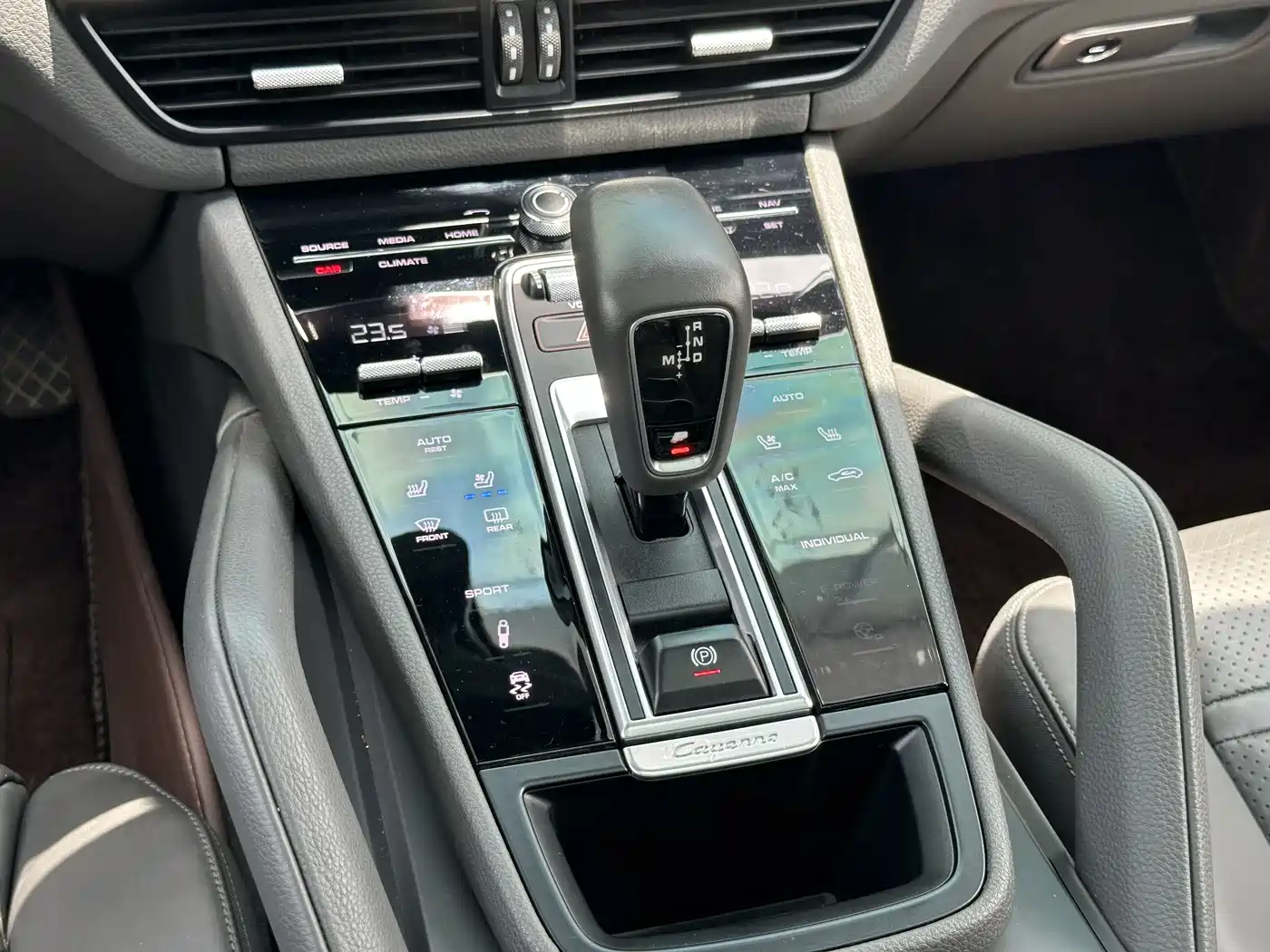Porsche Cayenne 2018 Cayenne 3.0T фото 14