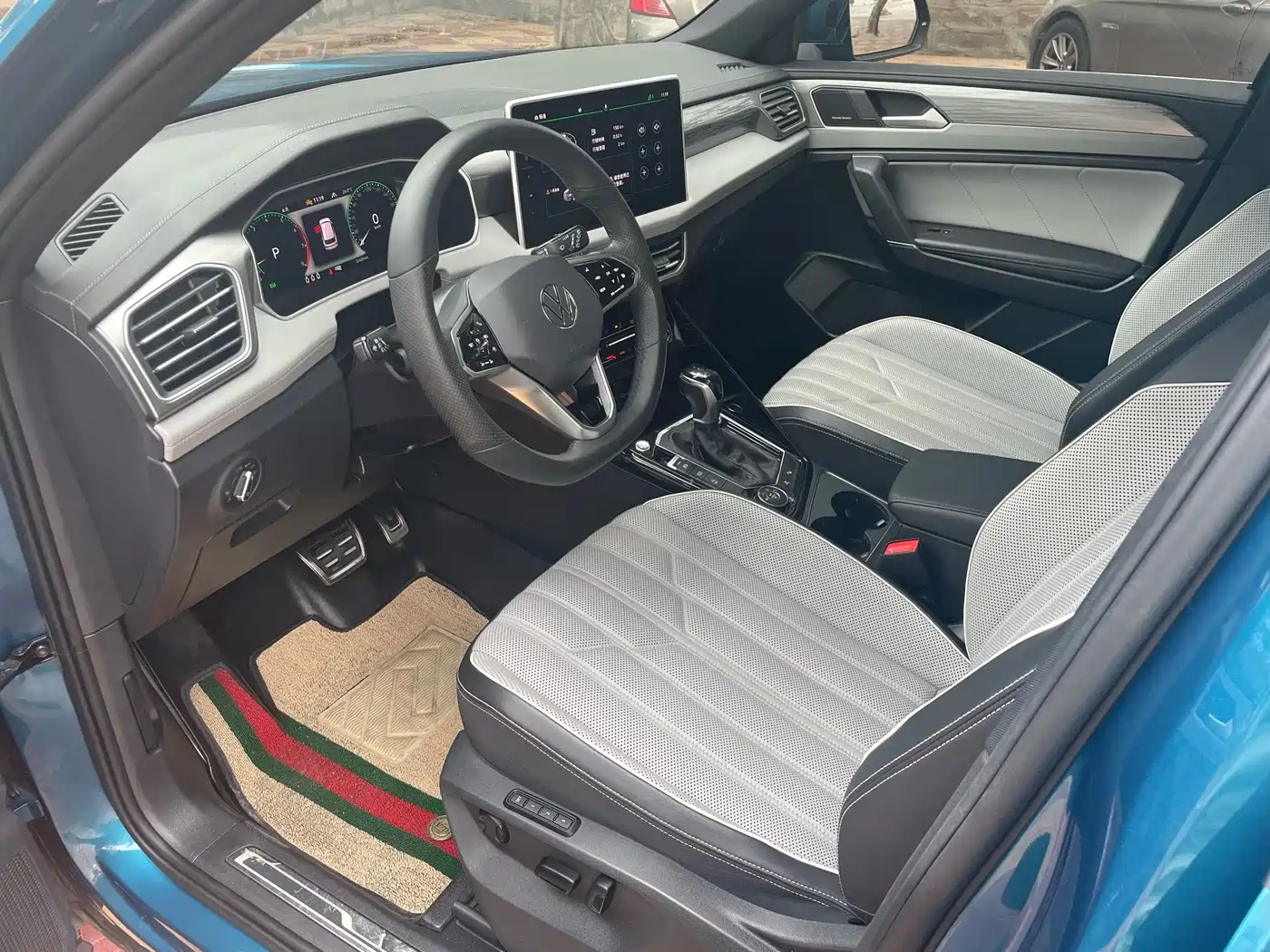 Volkswagen Tayron 2023 380TSI 4WD R-Line Pro Smart Edition фото 4