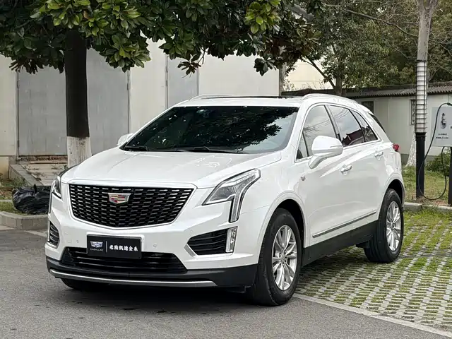 CADILLAC XT5