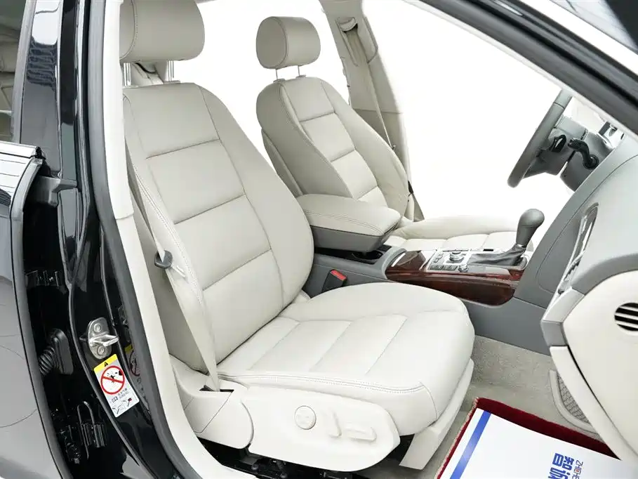 Audi A6L 2011 3.0 TFSI quattro Luxury фото 29