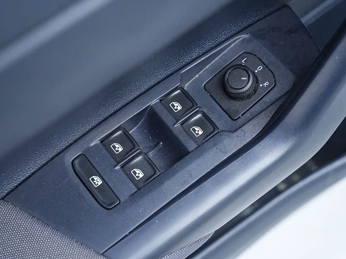 Volkswagen Lavida 2023 Xinrui 1.5L Auto Xinyi Edition фото 23