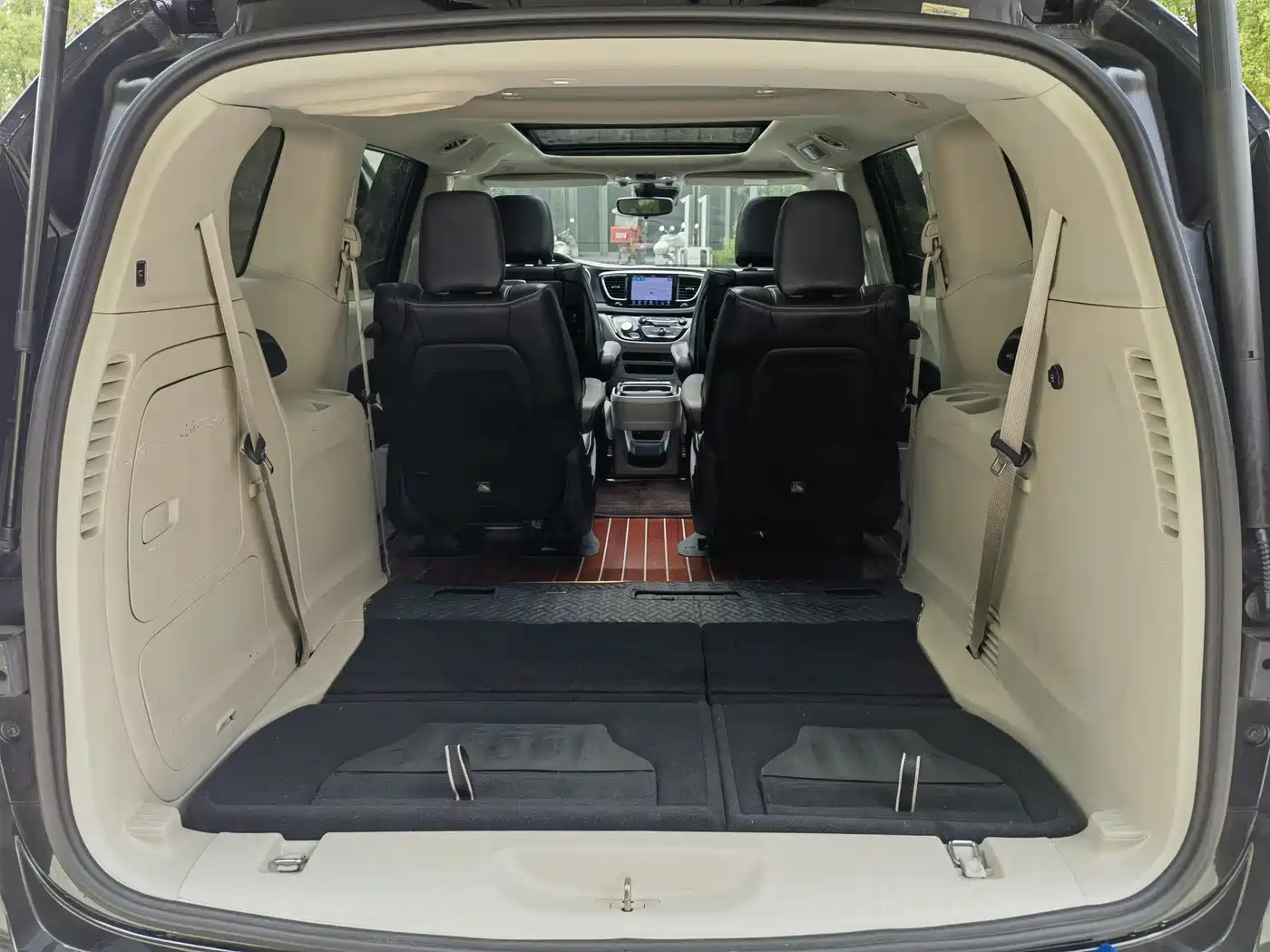 Chrysler Pacifica PHEV 2020 2019 3.6L Plug-in Hybrid