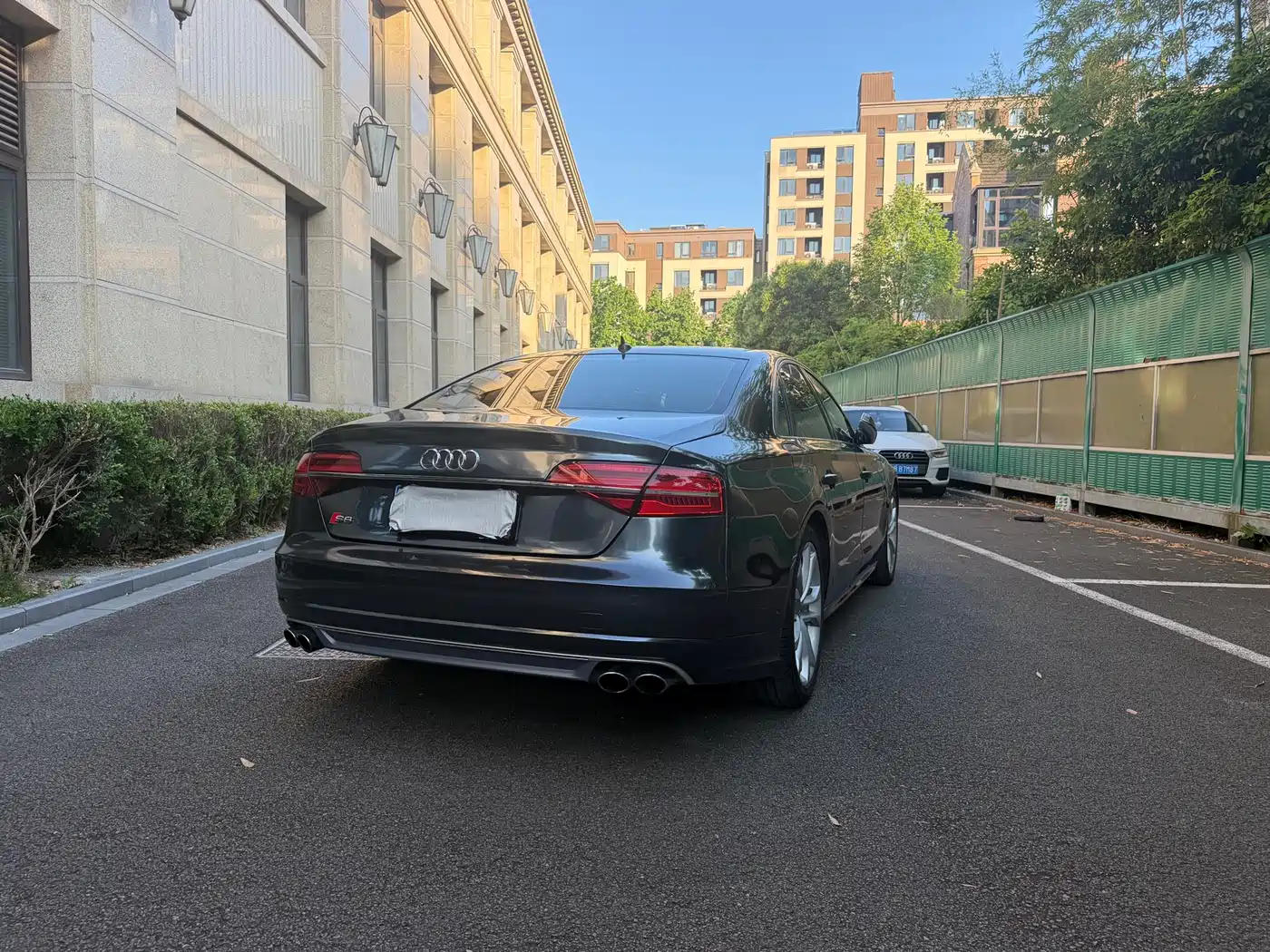 Audi S8 2013 S8 4.0TFSI quattro фото 10