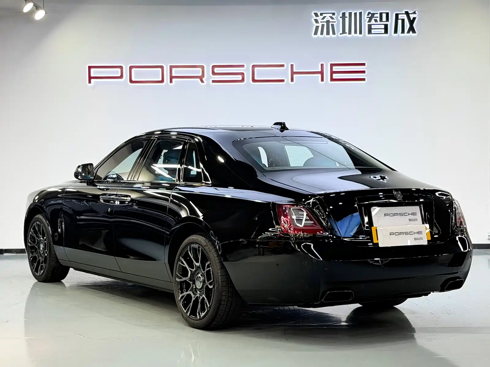 Фото 4 - Rolls-Royce Ghost