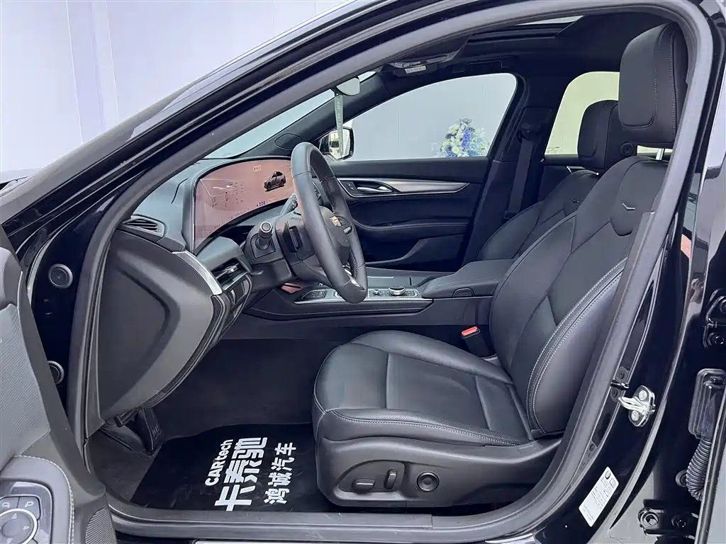 Cadillac CT5 2024 28T Luxury Model Pro фото 18