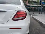 Фото 6 - Mercedes-Benz E-Class