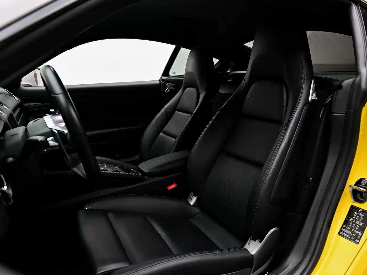 Porsche 718 2018 Cayman 2.0T фото 11