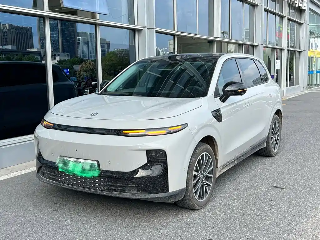 Similar car