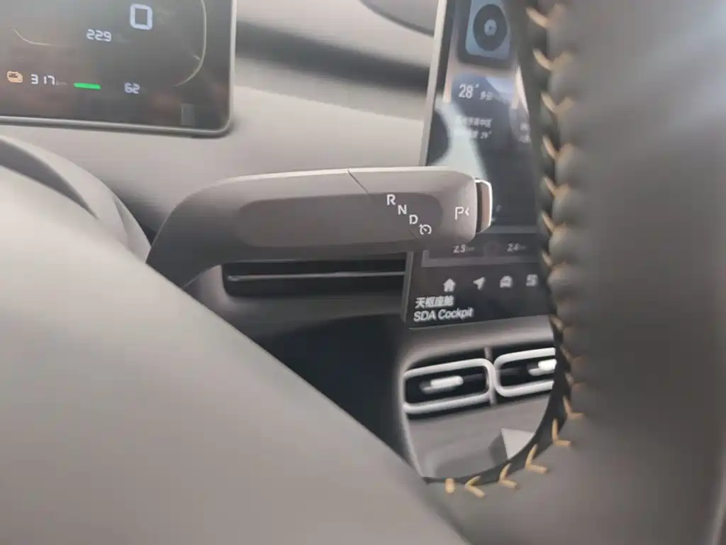 Changan Qiyuan A06 2026 2025 120kw EV