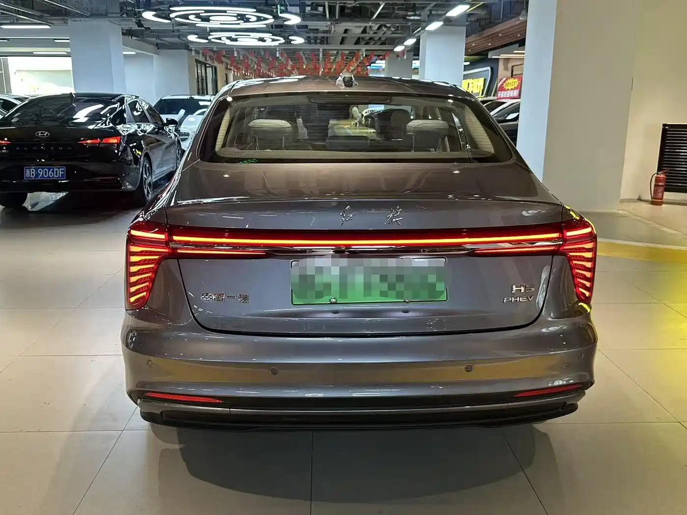 Hongqi H5 PHEV 2025 170 Super Hybrid Edition фото 9