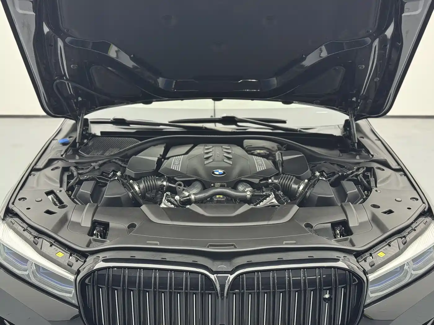 BMW 7 Series 2021 2019 Facelift 750Li xDrive V8 Luxury Package