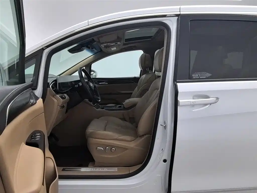 Buick GL8 2021 ES Landlord 653T Smart Flagship фото 10