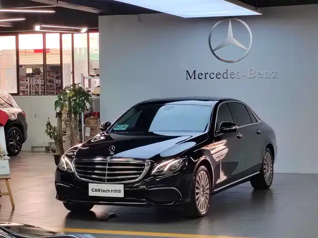 Mercedes-Benz E-Class 2020 E 300 L Luxury Model — фото 1