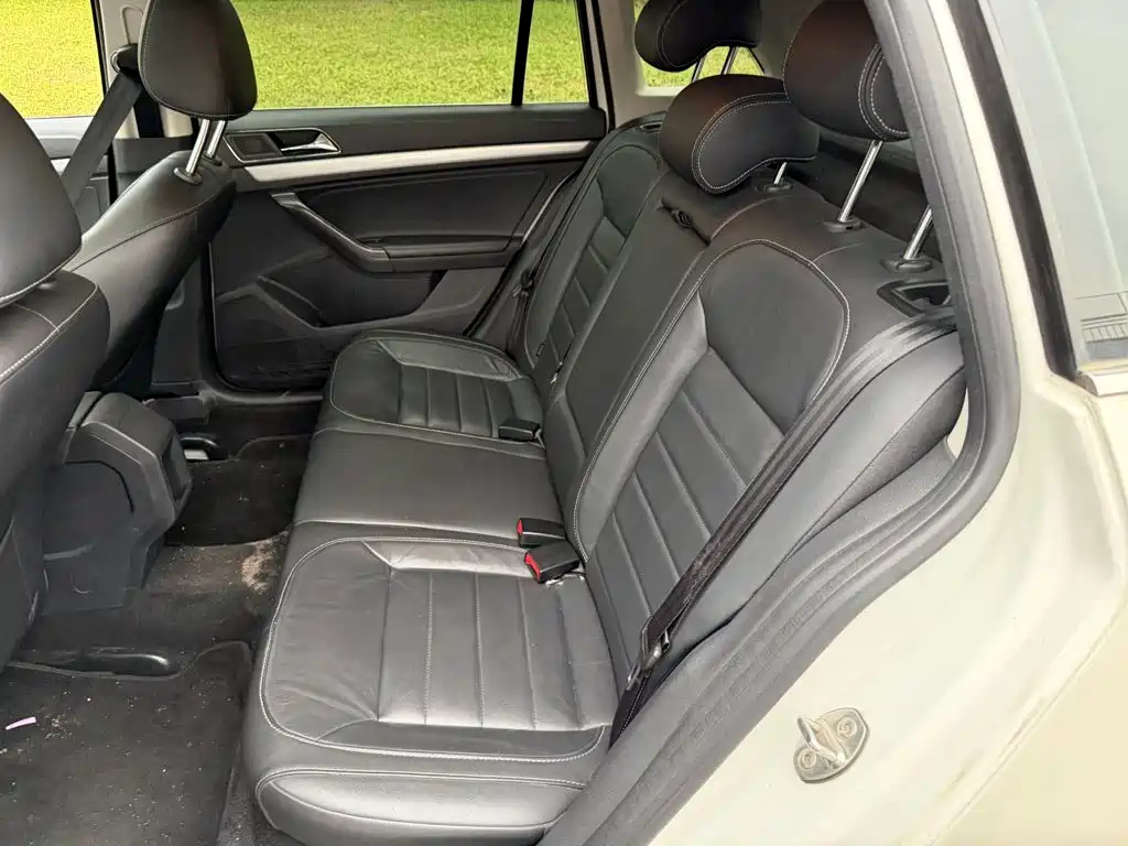 Photo 12 - Volkswagen Lavida Tour
