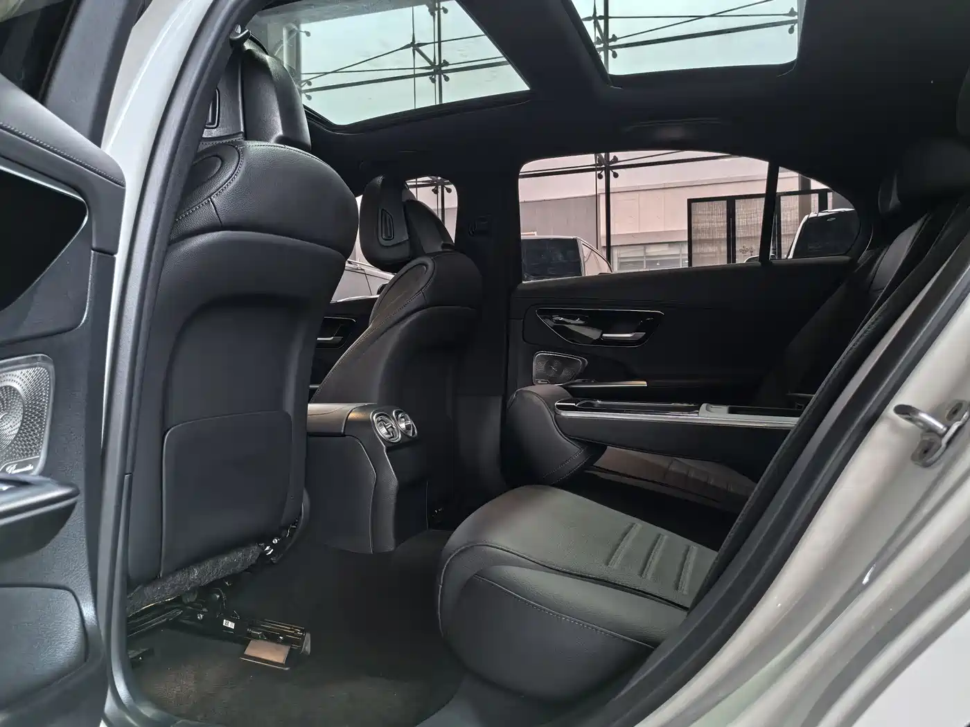 Mercedes-Benz C-Class 2024 Facelift III C 260 L Sport фото 22