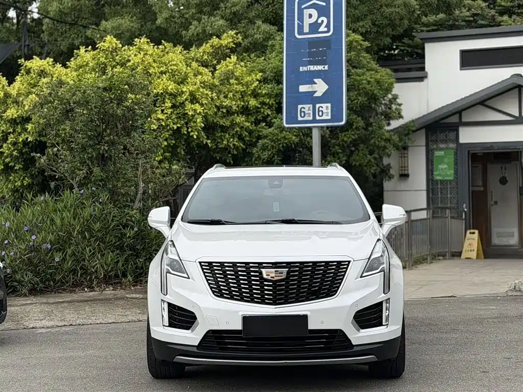 Cadillac XT5 2020 Facelift 28T Luxury Model фото 2