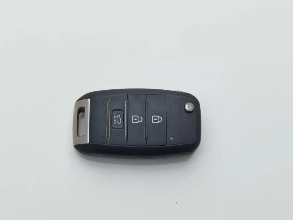 Kia K3S 2014 2014 1.6L Manual GLS