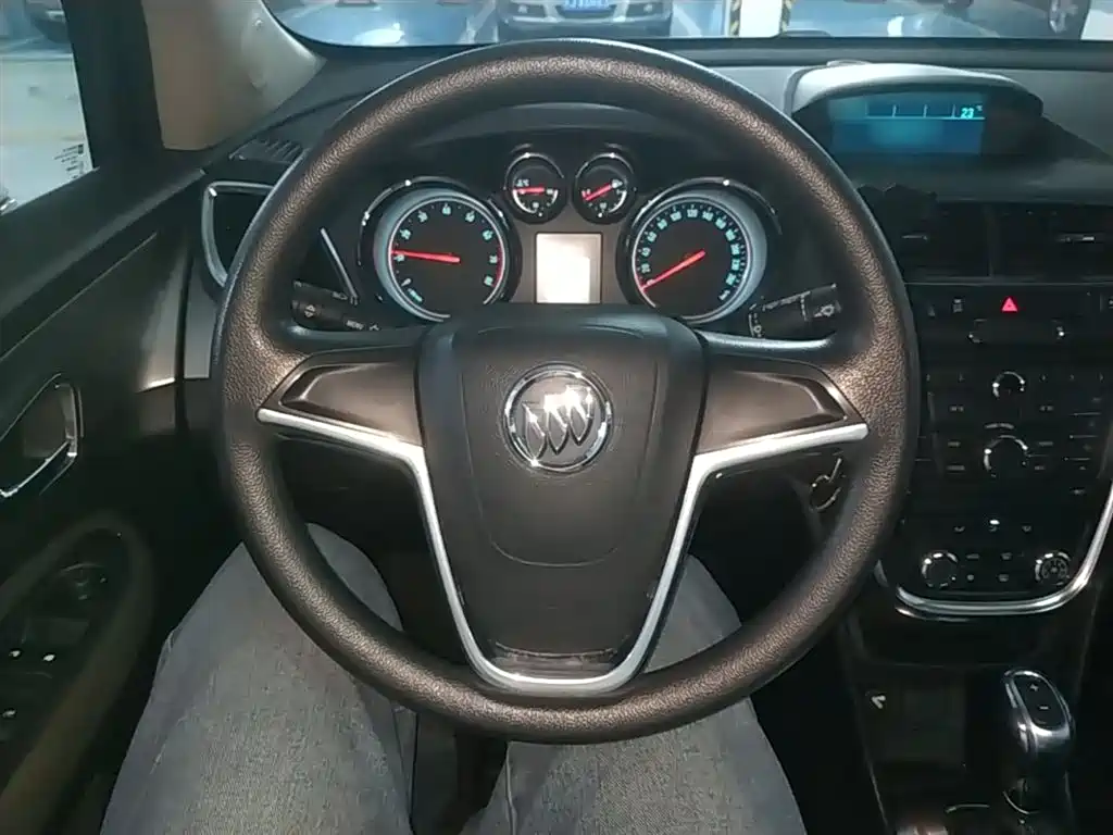Buick Encore 2014 1.4T Automatic 2WD Urban Elite фото 11