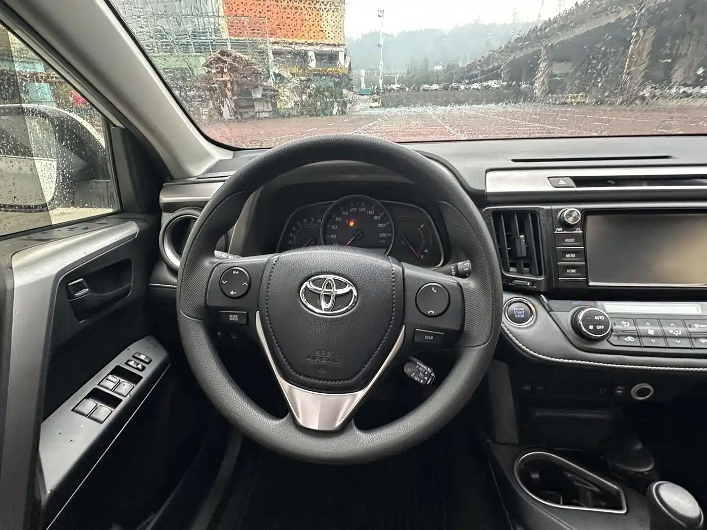 Toyota RAV4 Rongfang 2019 2.0L CVT 2WD Trend Edition China VI фото 9